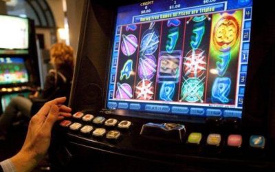 Poker machine spin rates and bet limit changes off the table for Liberals and Labor in gambling reform