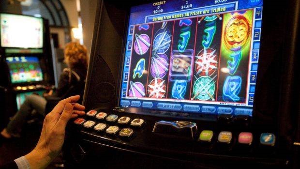 Poker machine spin rates and bet limit changes off the table for Liberals and Labor in gambling reform